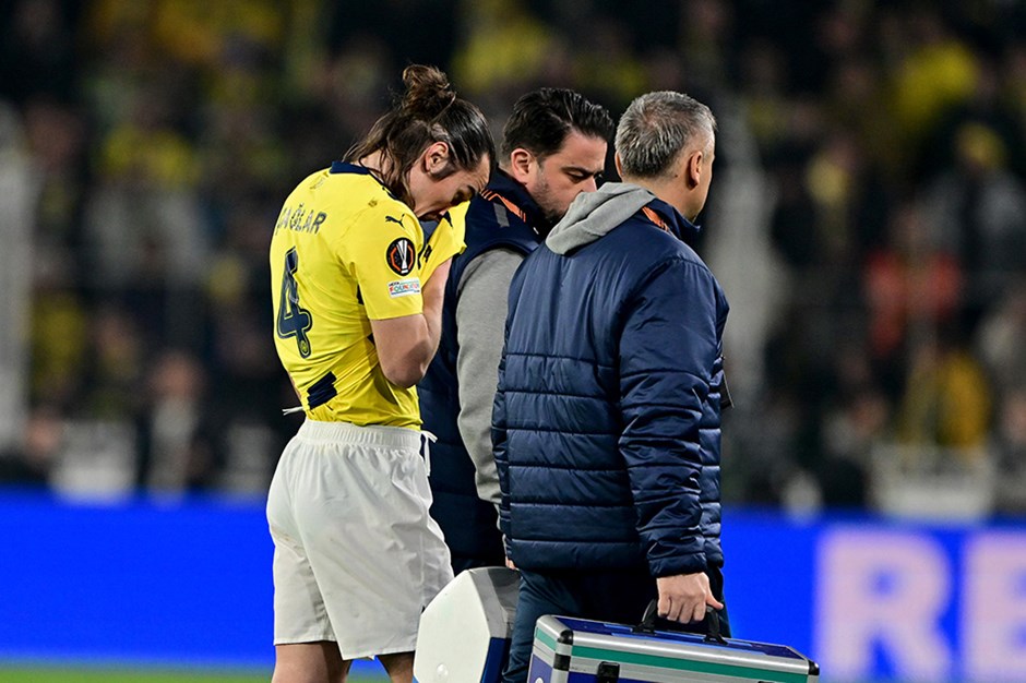 Fenerbahçe - Rangers maçında sakatlanmıştı! Çağlar Söyüncü'den kötü haber geldi!