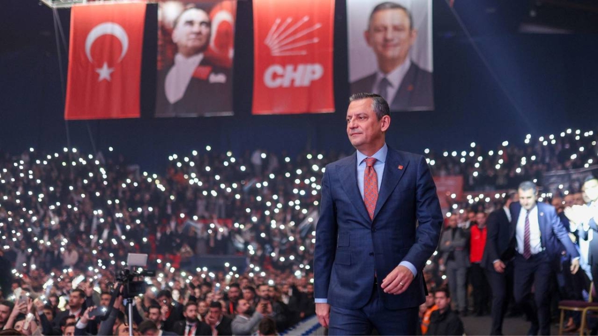 CHP'nin Olağanüstü Kurultay'ında Özgür Özel'e Rakip Çıkacak mı?