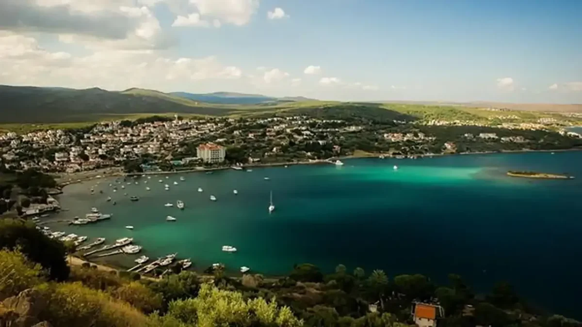 Ramazan Bayramı için harika bir seyahat önerisi! Çeşme'nin dibinde! Fiyatlar Çeşme'nin 10'da 1'i! Ildır'ı keşfedin!