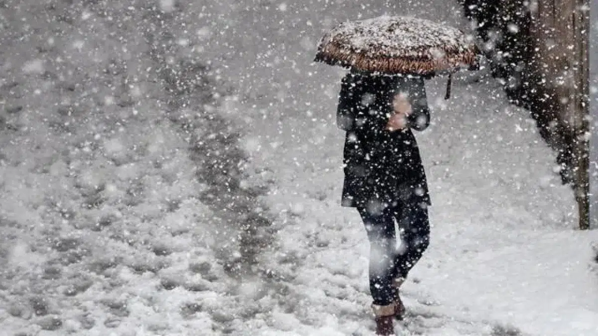 Sıcak Günlerin Ardından Kar Sürprizi! Meteoroloji Kar Yağacak İlleri Sıraladı! İşte O İller: