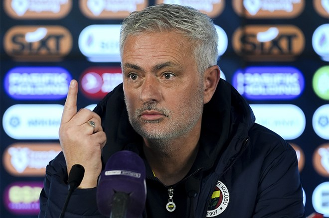 Jose Mourinho’dan Rangers Maçı Öncesi Açıklamalar: 