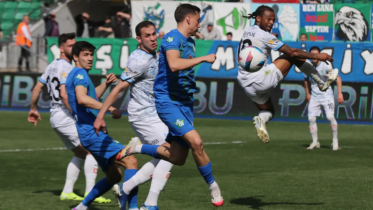 Bodrum FK Deplasmanda Rizespor’u 2-0 Mağlup Etti! Samet Akaydın Kırmızı Kart Gördü!